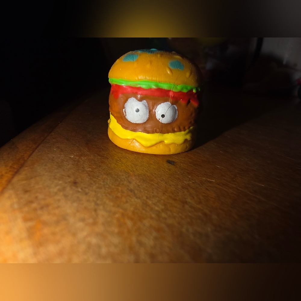 The Grossery Gang Series 1 Moose Toys Orange Horrid Hamburger